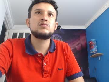 rober0920 chaturbate