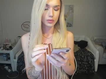 twiinkie_pie chaturbate